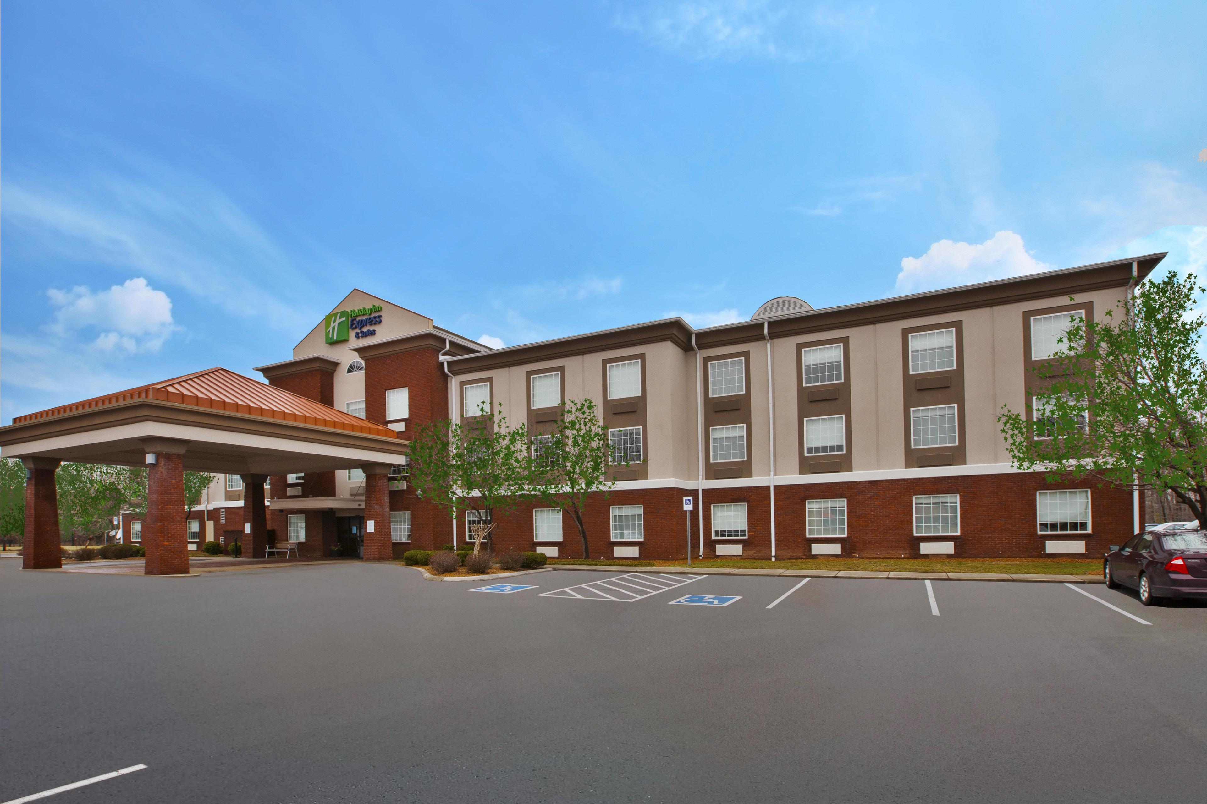 Holiday Inn Express Hotel & Suites Manchester Conference Center By Ihg Ngoại thất bức ảnh