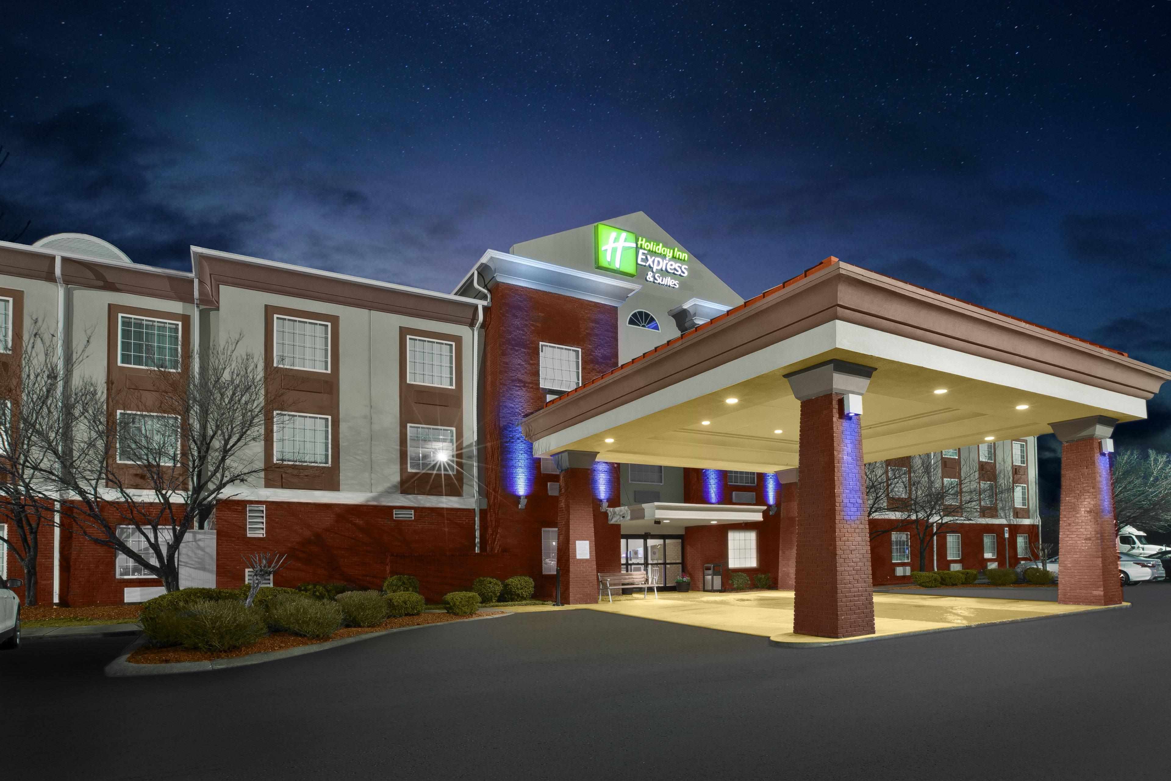 Holiday Inn Express Hotel & Suites Manchester Conference Center By Ihg Ngoại thất bức ảnh