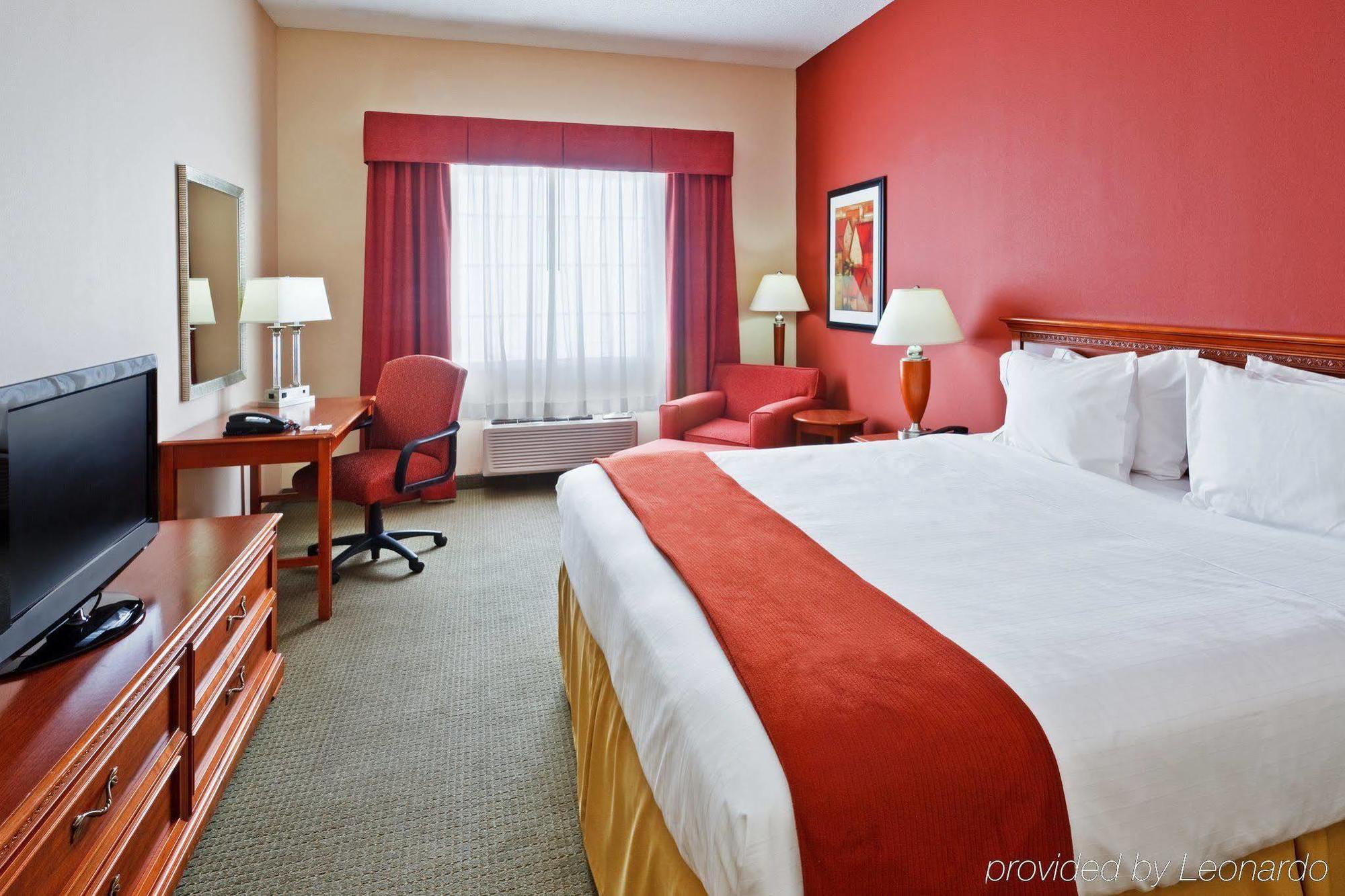 Holiday Inn Express Hotel & Suites Manchester Conference Center By Ihg Ngoại thất bức ảnh
