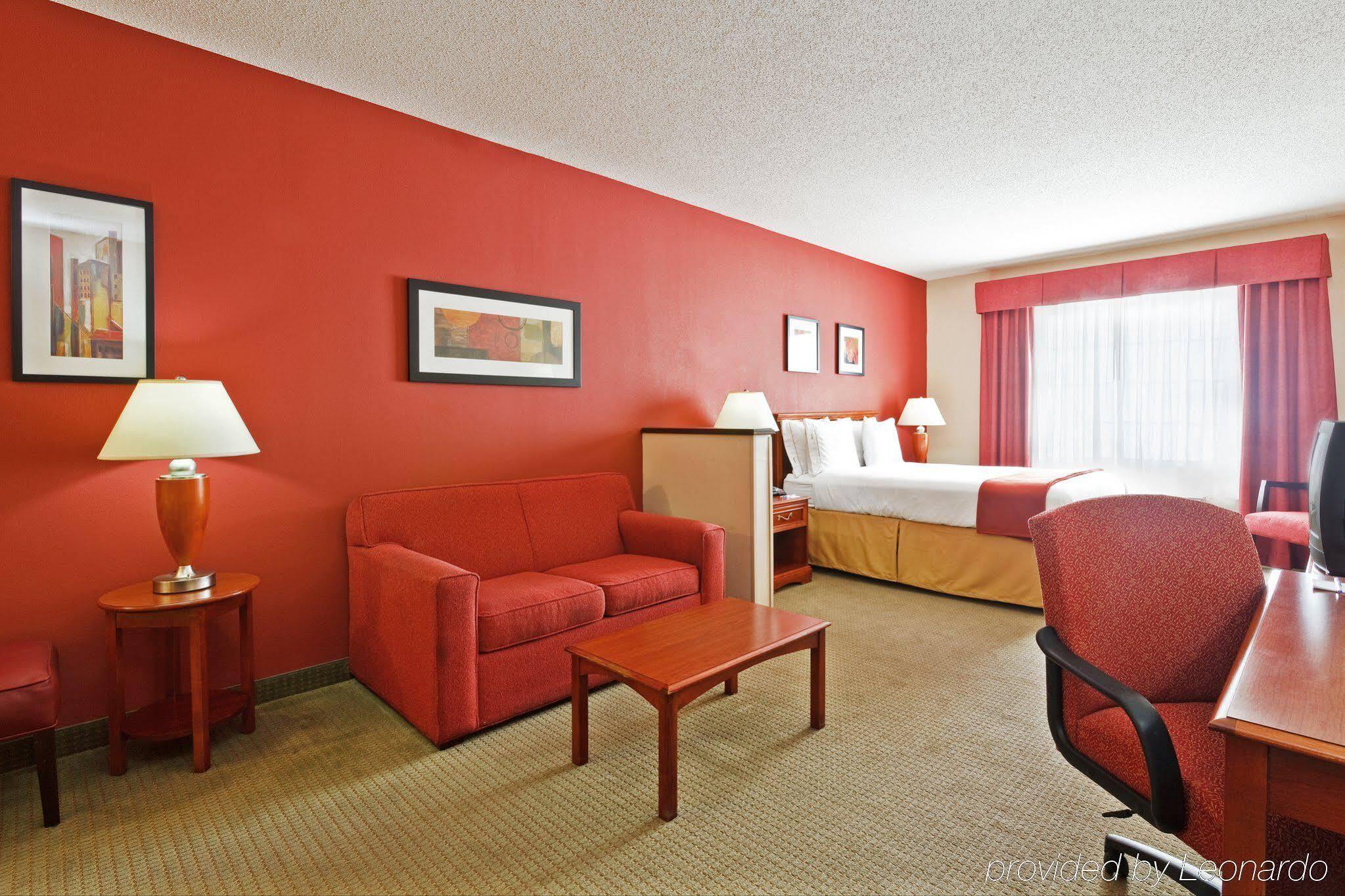 Holiday Inn Express Hotel & Suites Manchester Conference Center By Ihg Ngoại thất bức ảnh